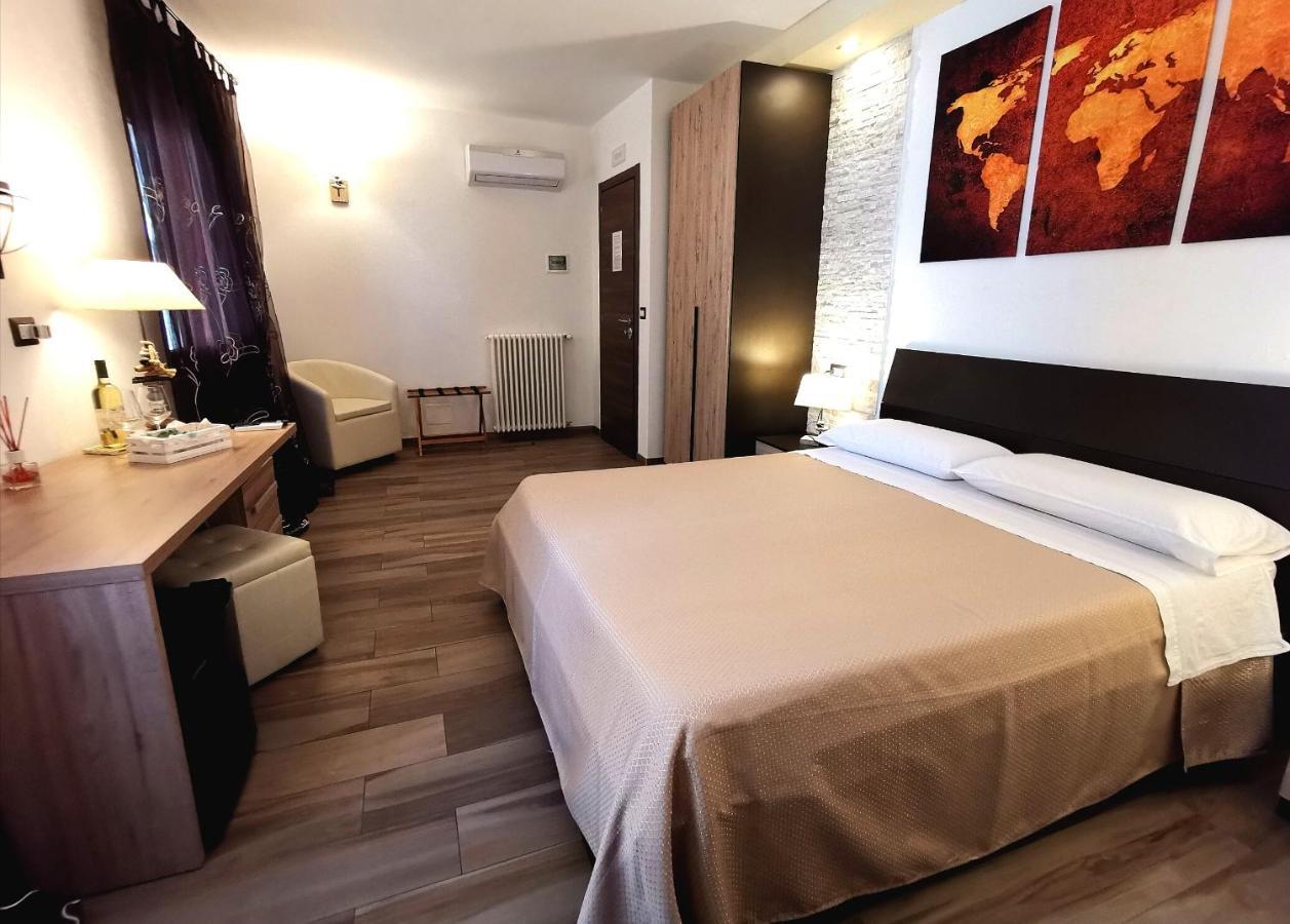 Sunset Bed And Breakfast Пешичи Екстериор снимка
