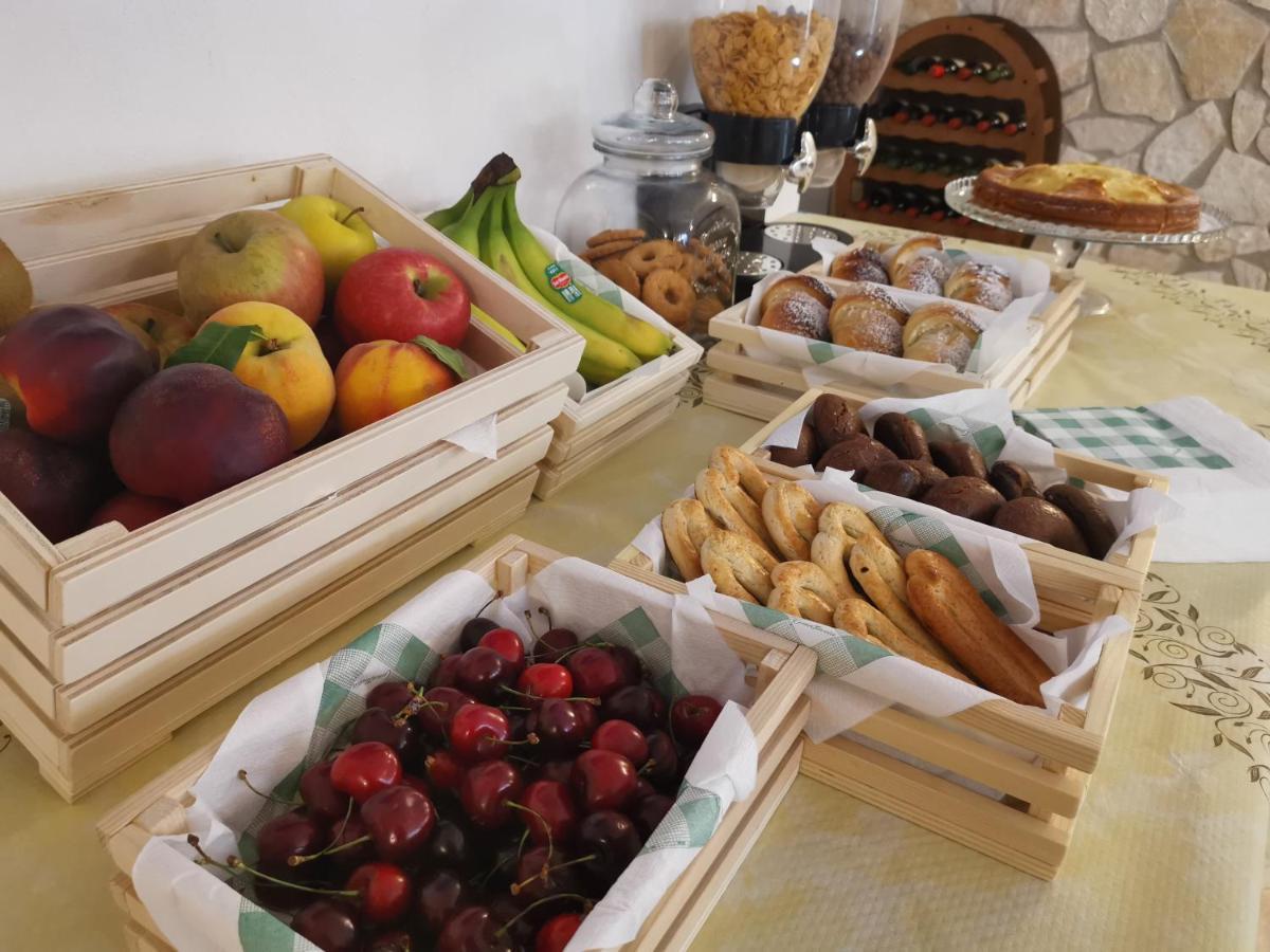 Sunset Bed And Breakfast Пешичи Екстериор снимка
